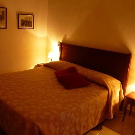 Casale Praia Letojanni Bagian luar foto